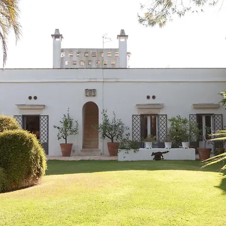 Masseria Cisterna Rossa * Ruffano