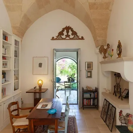 Masseria Cisterna Rossa