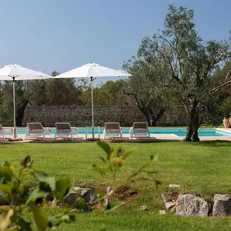Masseria Cisterna Rossa Villa *
