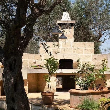 Villa Masseria Cisterna Rossa *
