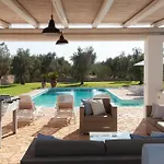 Masseria Cisterna Rossa