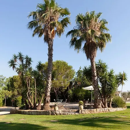 Masseria Cisterna Rossa Villa *