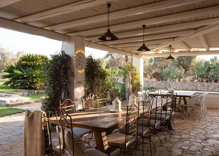 Masseria Cisterna Rossa *
