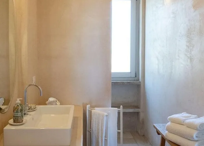 Masseria Cisterna Rossa *